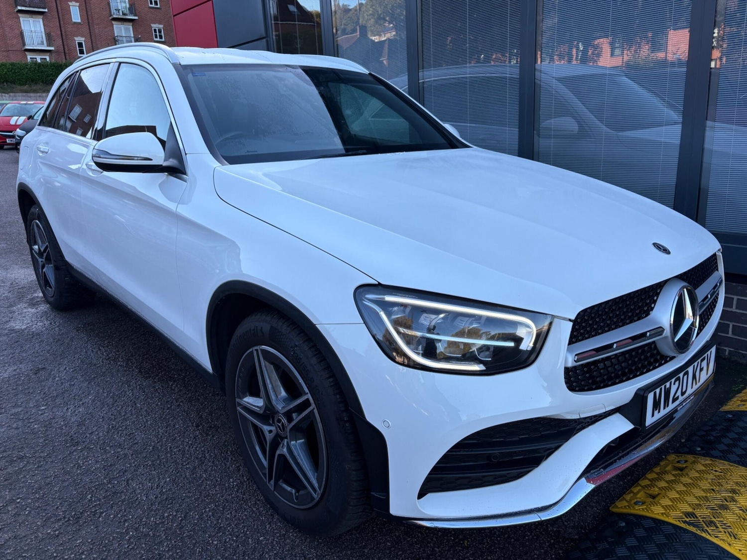 Used Mercedes-Benz GLC 2020 for sale - 76314884: Photo 1