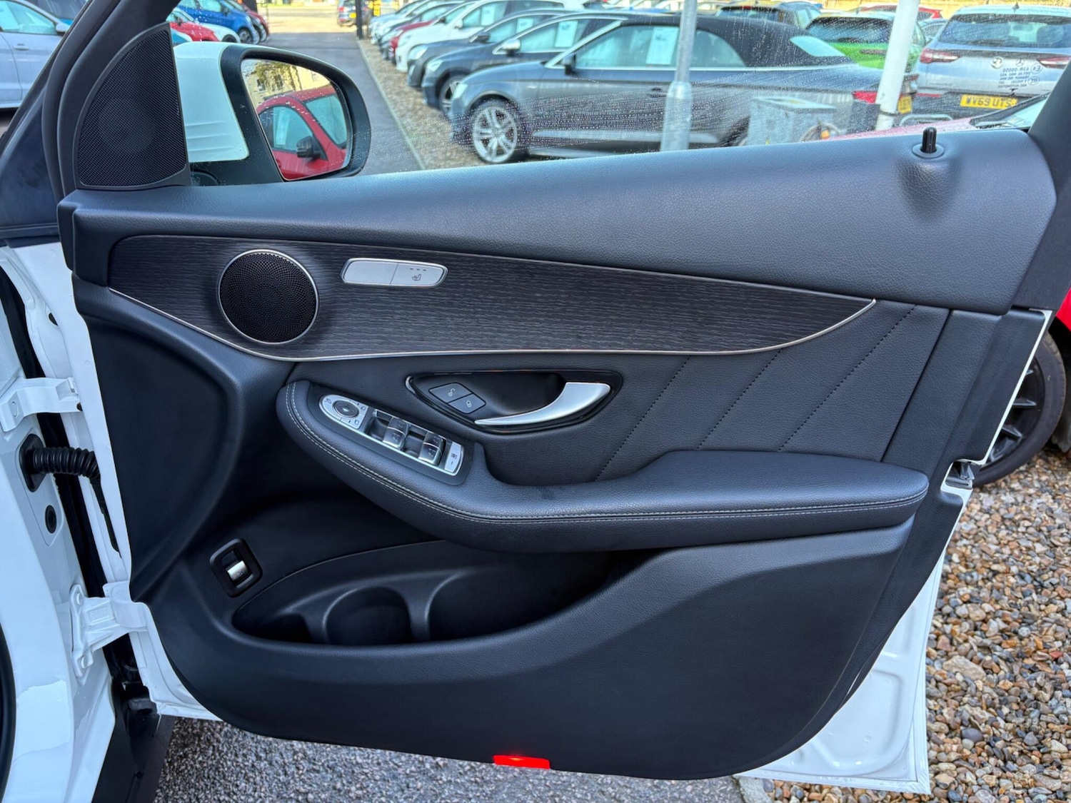 Used Mercedes-Benz GLC 2020 for sale - 76314884: Photo 20