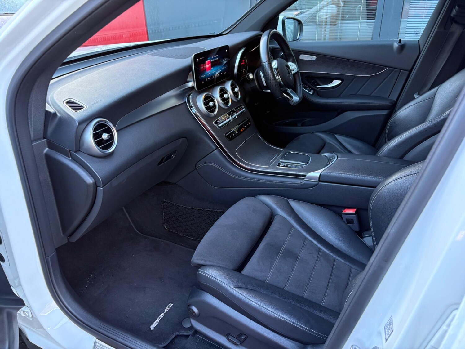 Used Mercedes-Benz GLC 2020 for sale - 76314884: Photo 34