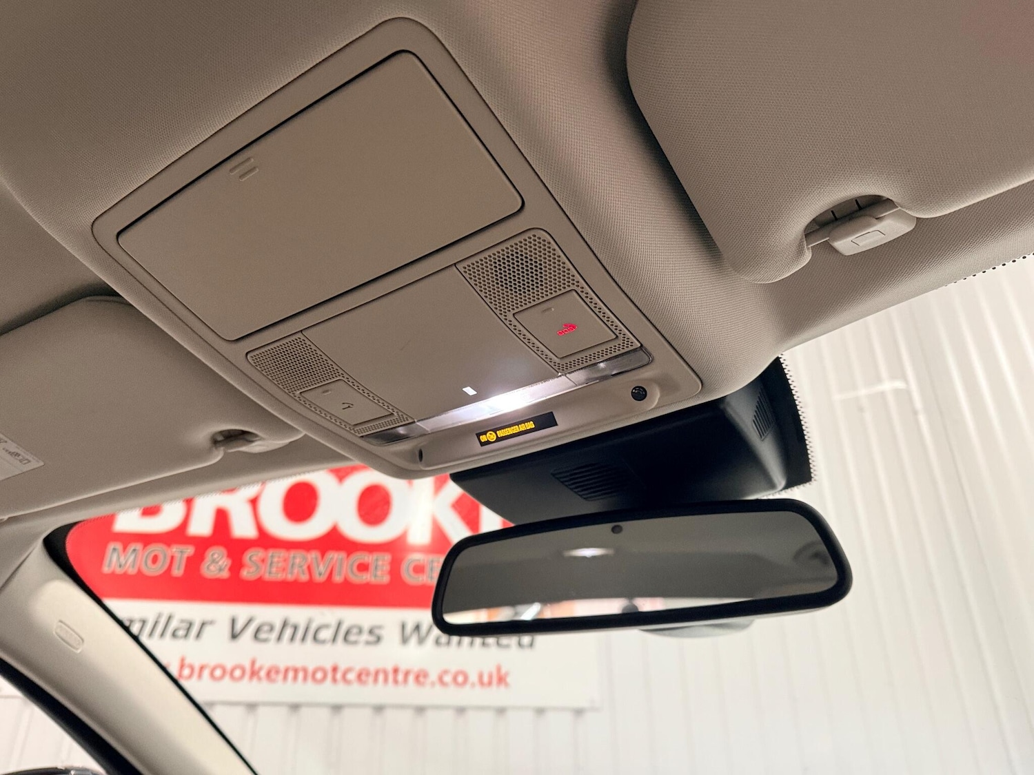 Used Jaguar XF 2016 for sale - 77191274: Photo 27