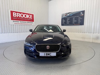 Used Jaguar XE 2020 for sale - 79050124: Photo
