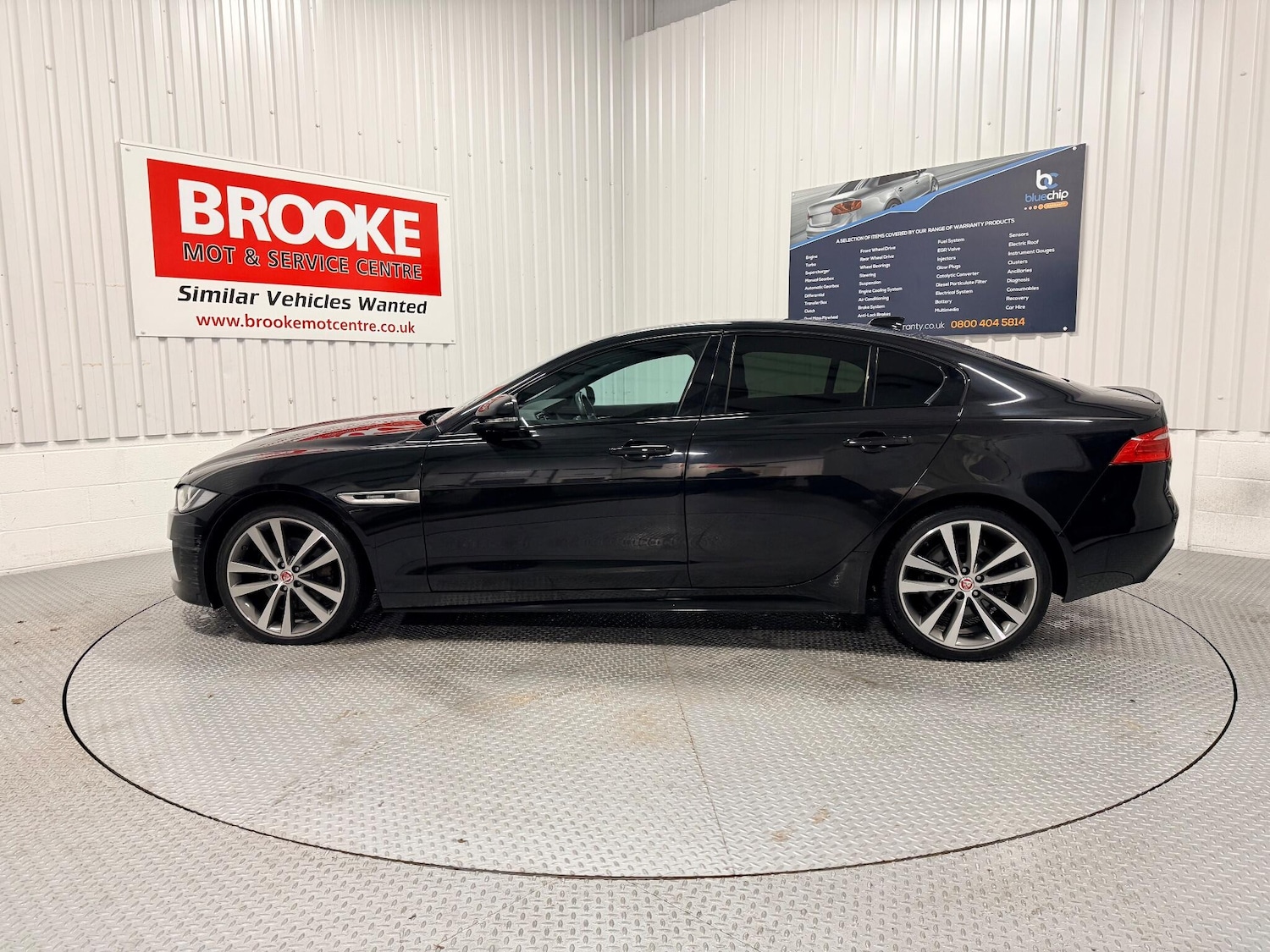Used Jaguar XE 2019 for sale - 76992303: Photo 12