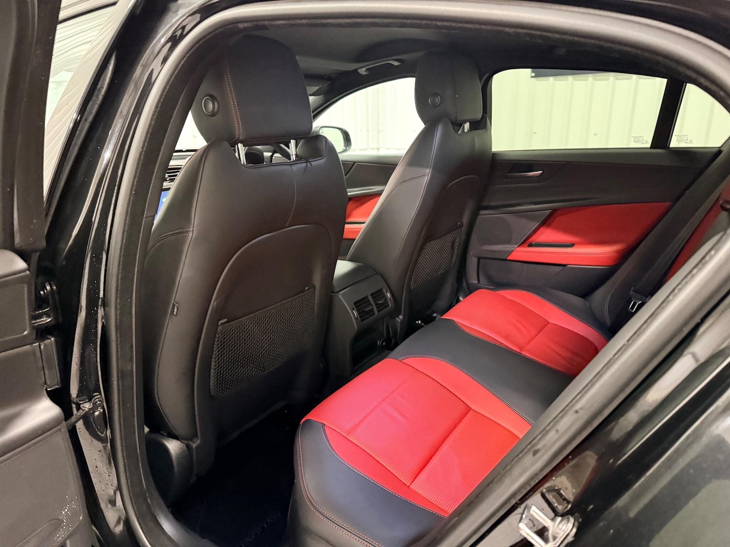 Used Jaguar XE 2019 for sale - 76992303: Photo 15