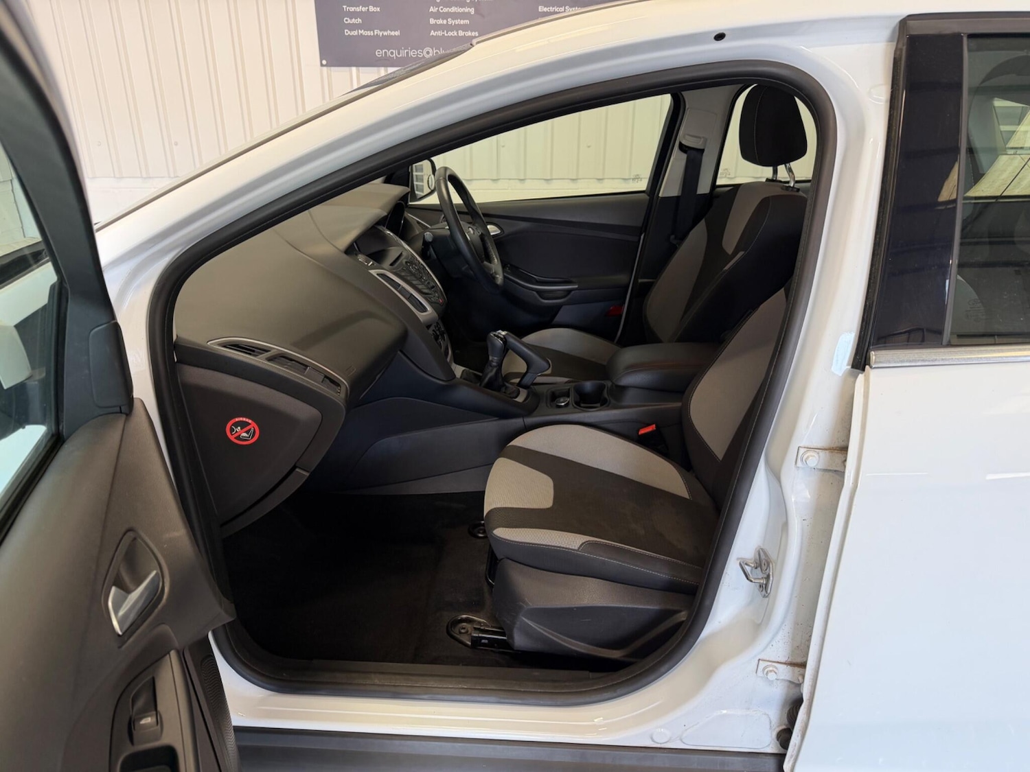 Used Ford Focus 2013 for sale - 77994117: Photo 15