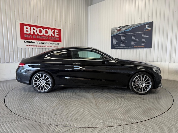 Used Mercedes-Benz C-Class 2017 for sale - 75387423: Photo 5