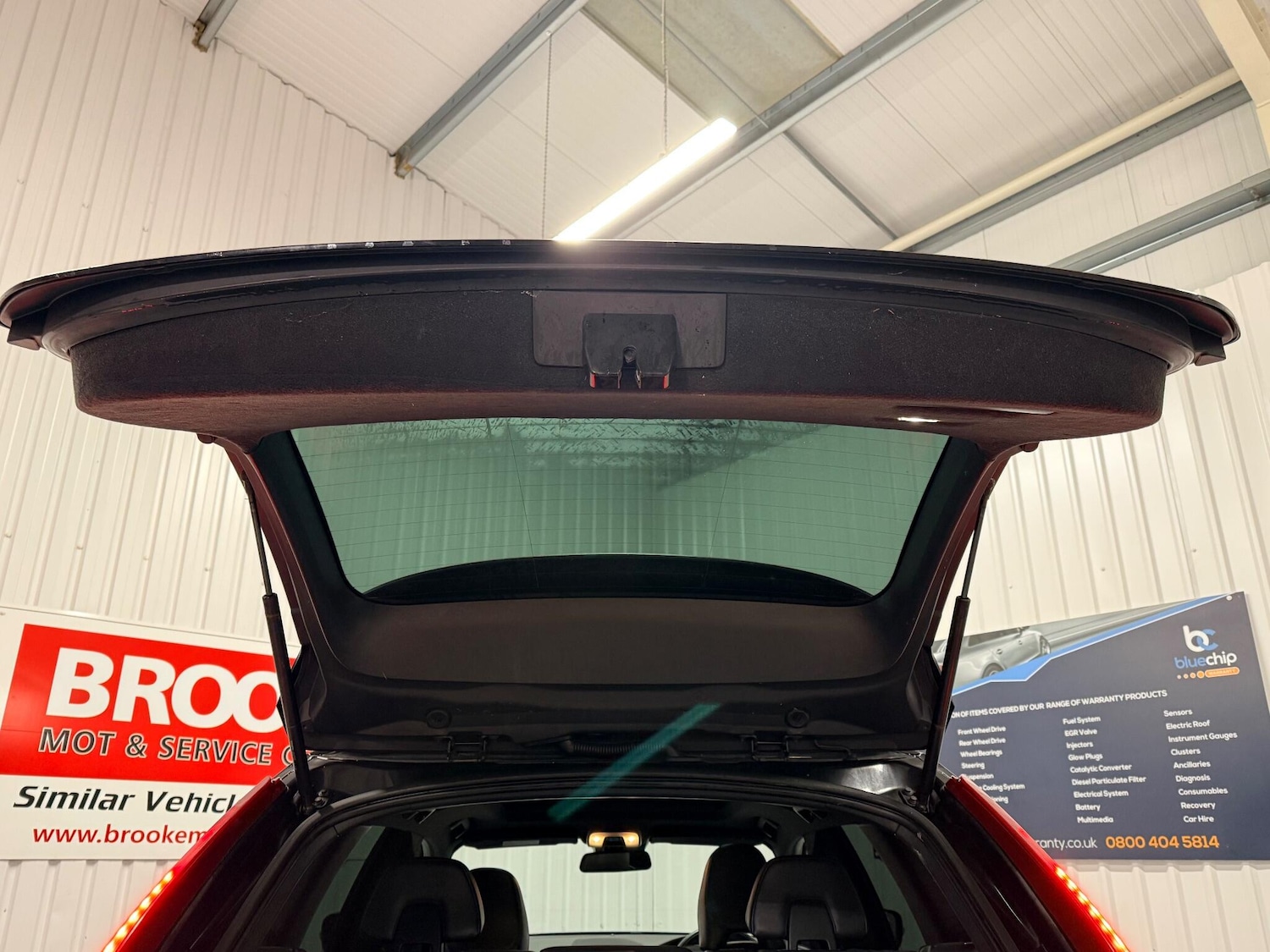 Used Volvo XC60 2017 for sale - 76584428: Photo 18