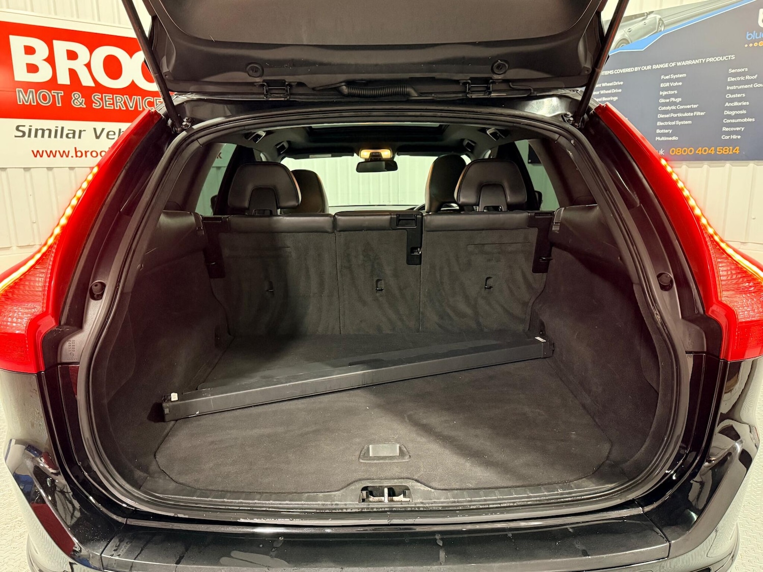 Used Volvo XC60 2017 for sale - 76584428: Photo 19