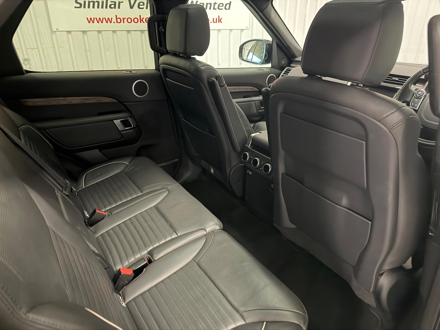 Used Land Rover Discovery 2017 for sale - 76408423: Photo 12