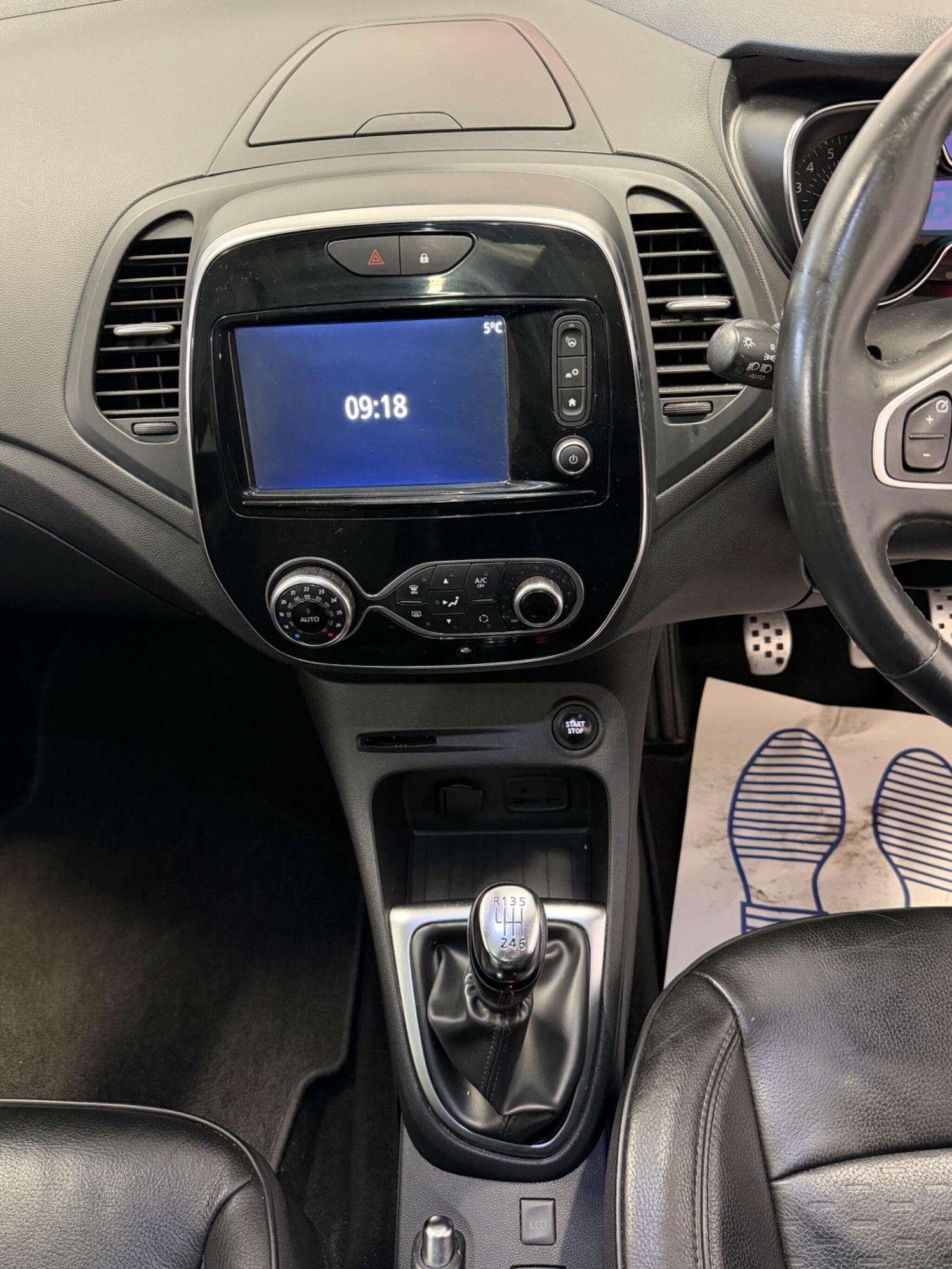 Used Renault Captur 2017 for sale - 77320573: Photo 25