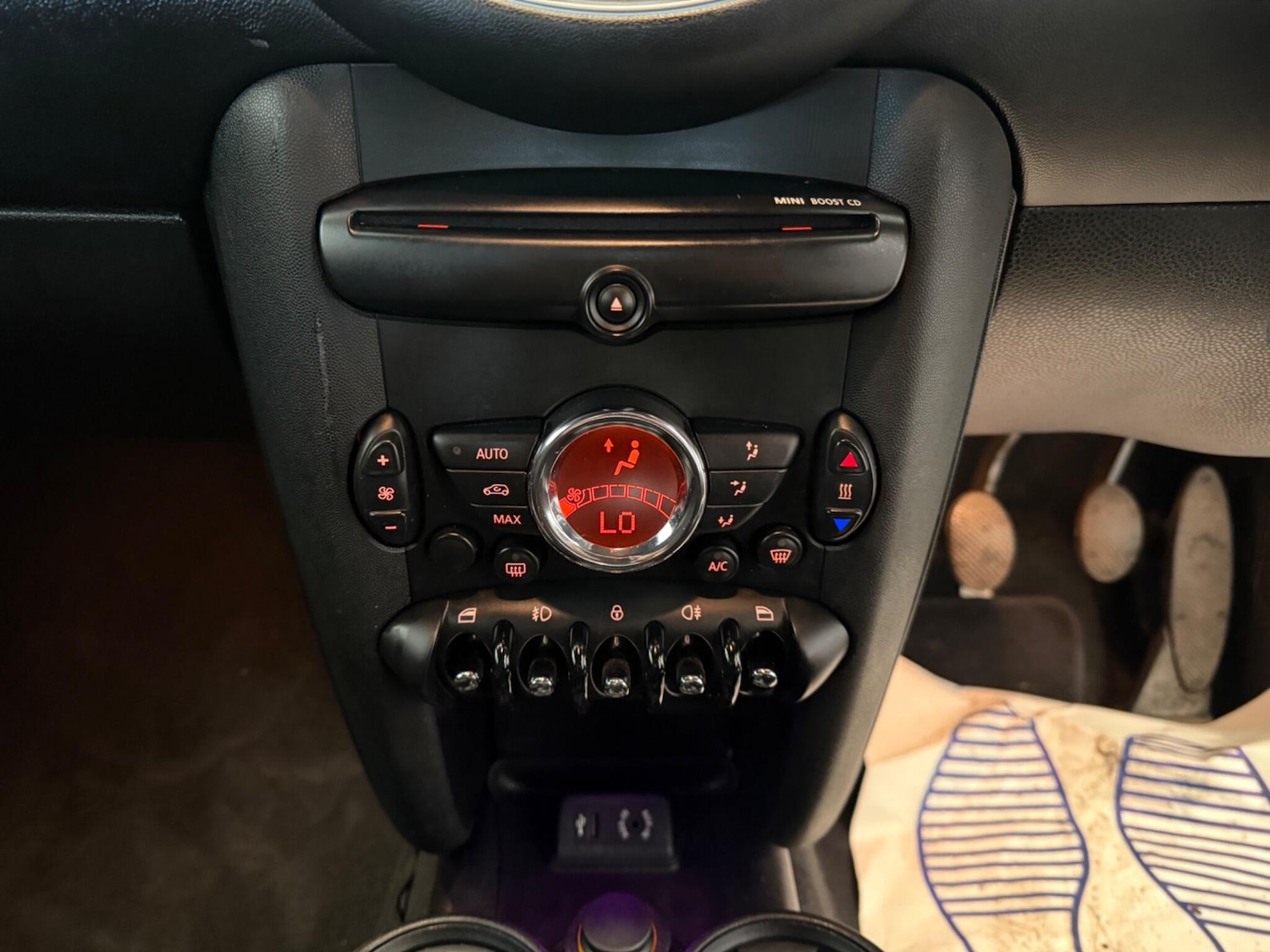 Vehicle 28