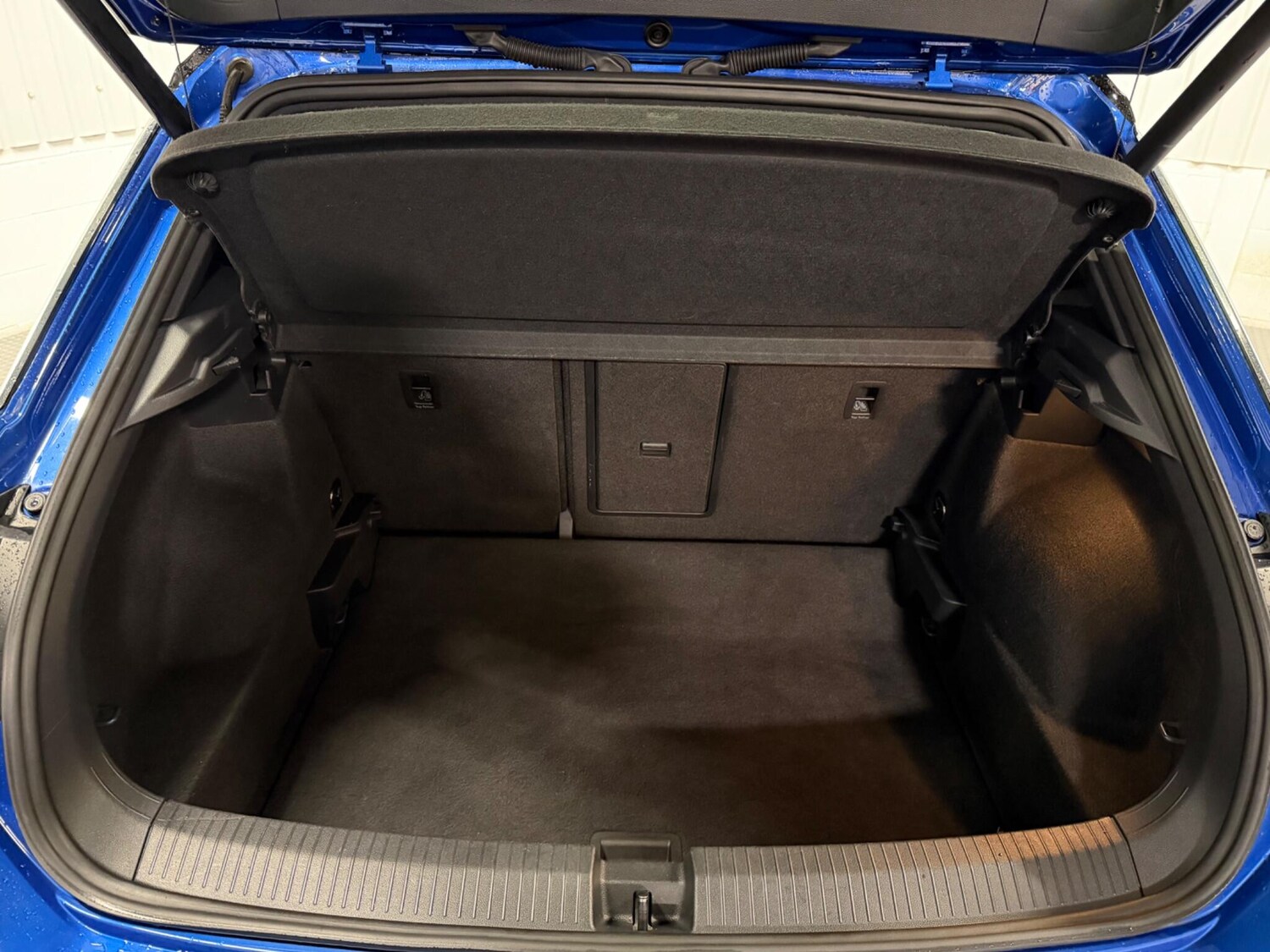 Used Volkswagen T-Roc 2020 for sale - 77523772: Photo 11