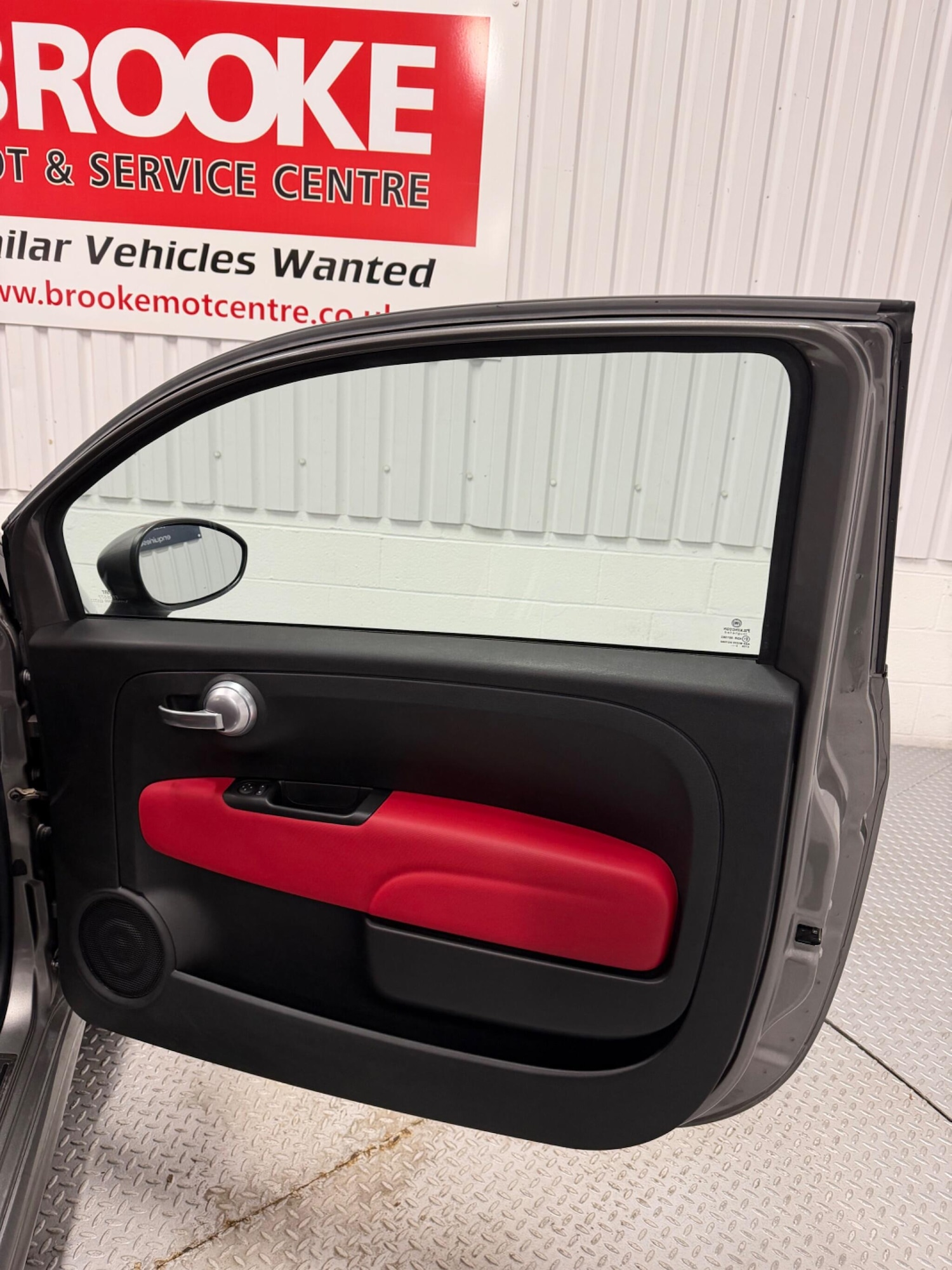 Used Fiat 500 2015 for sale - 77331350: Photo 24