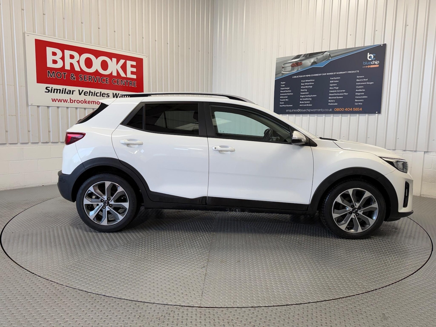 Used Kia Stonic 2018 for sale - 76326966: Photo 6