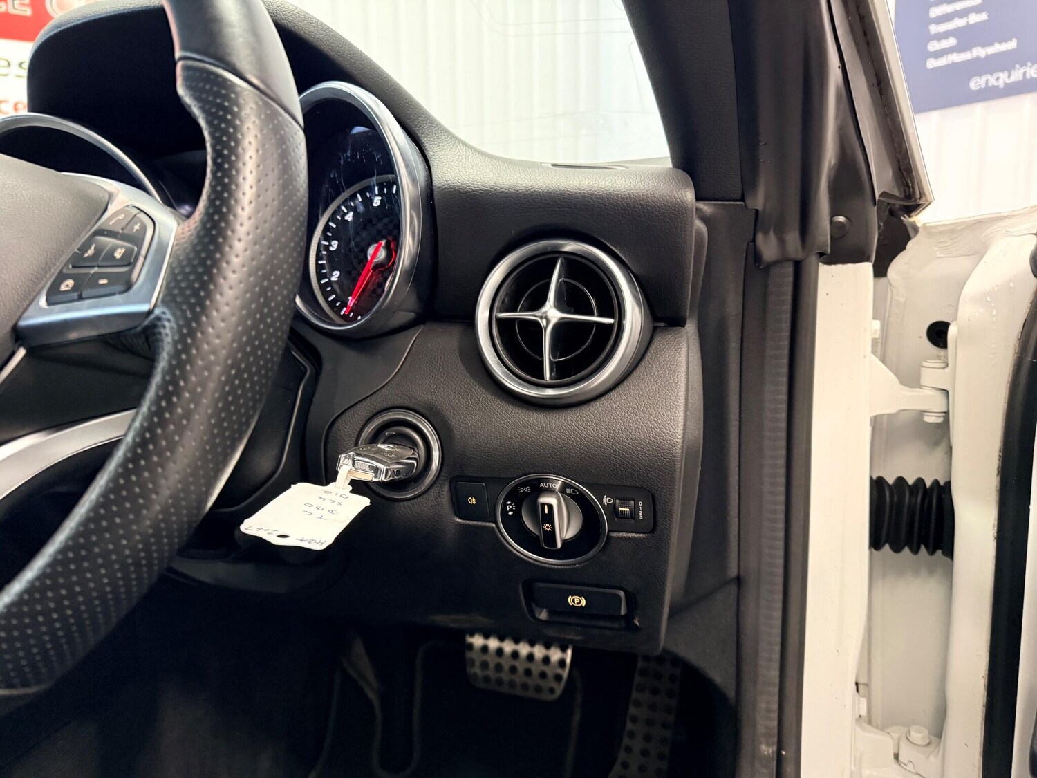 Used Mercedes-Benz SLC for sale - 77175161: Photo 23