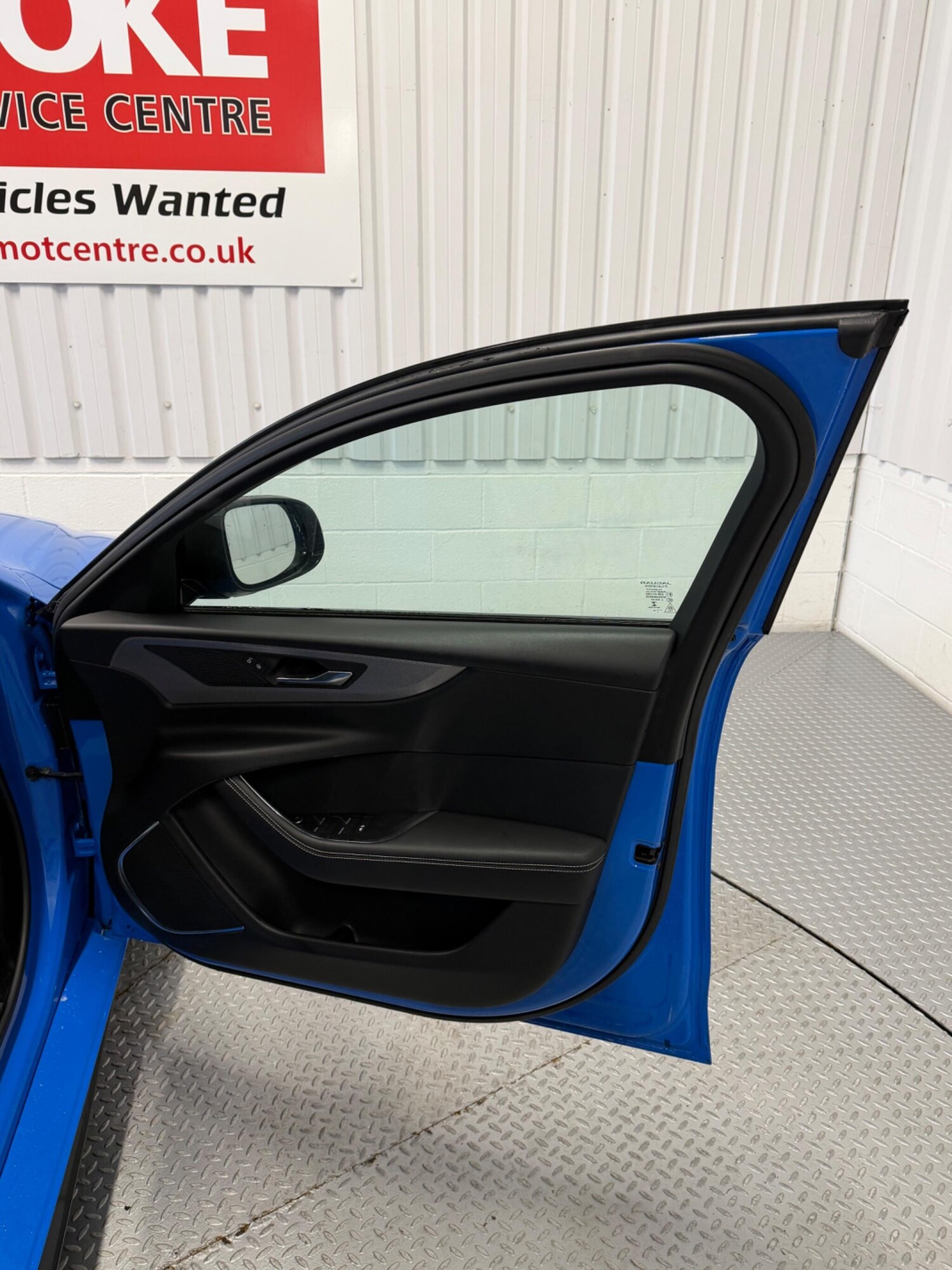 Used Jaguar XE for sale - 77495995: Photo 16