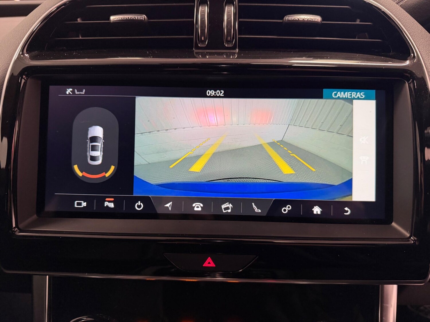 Used Jaguar XE for sale - 77495995: Photo 26