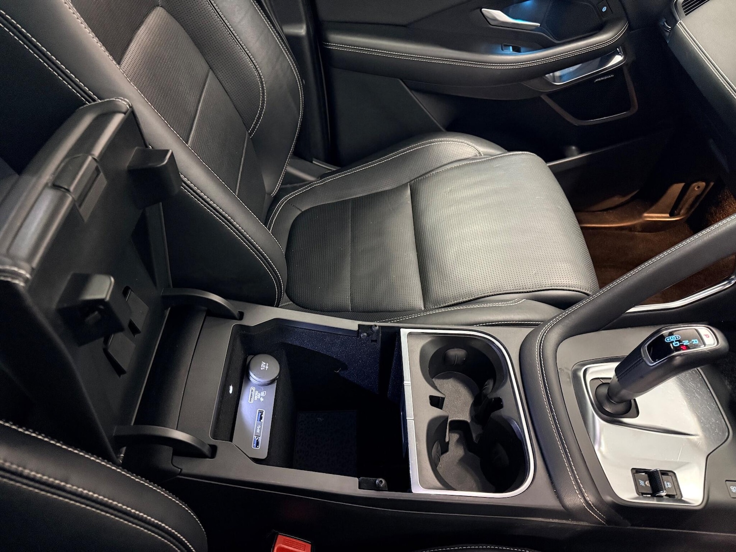 Used Jaguar E-Pace 2018 for sale - 77229440: Photo 29