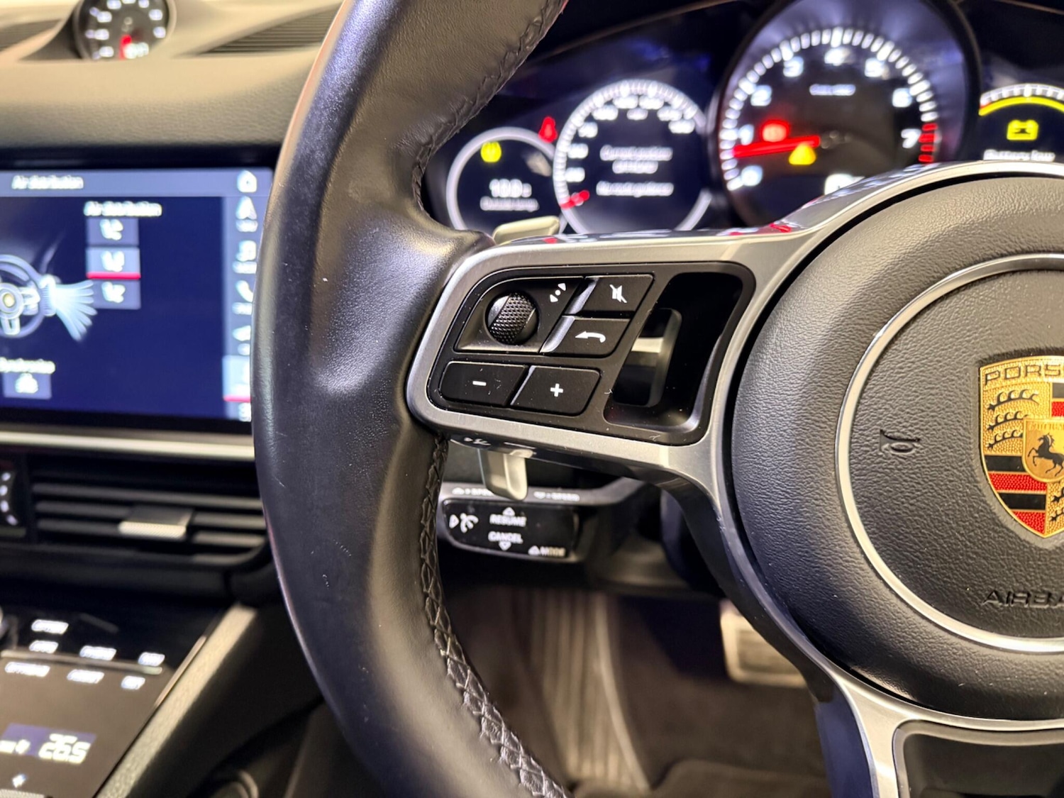 Used Porsche Cayenne 2019 for sale - 77279219: Photo 22