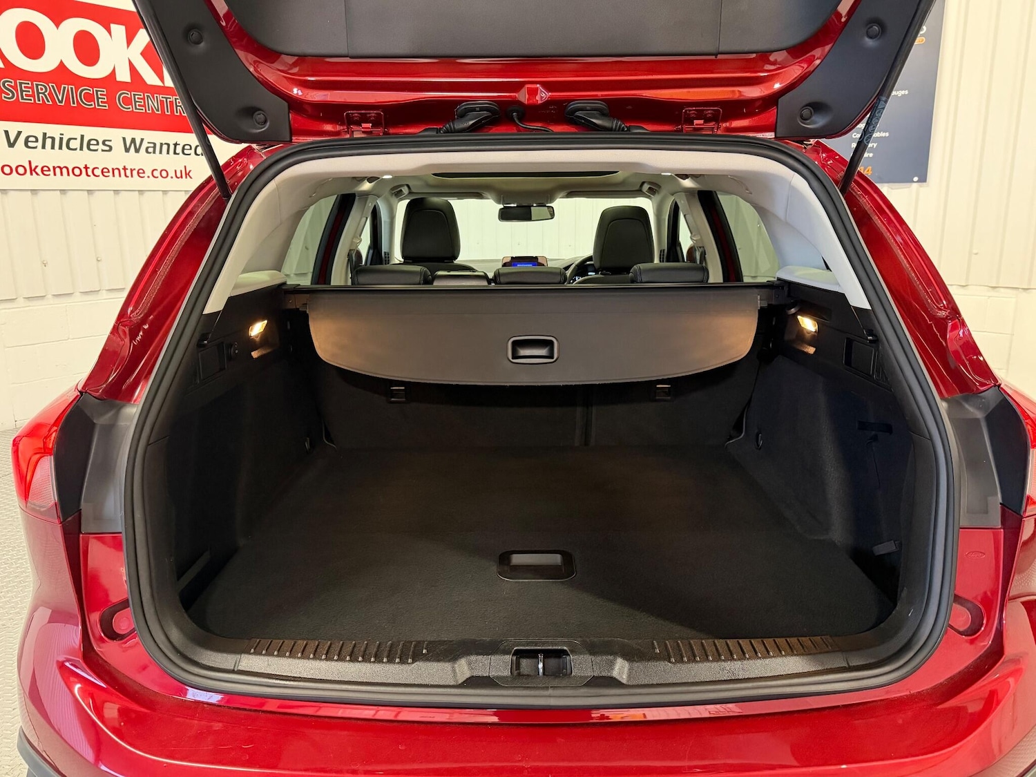 Used Ford Focus 2020 for sale - 76398277: Photo 13