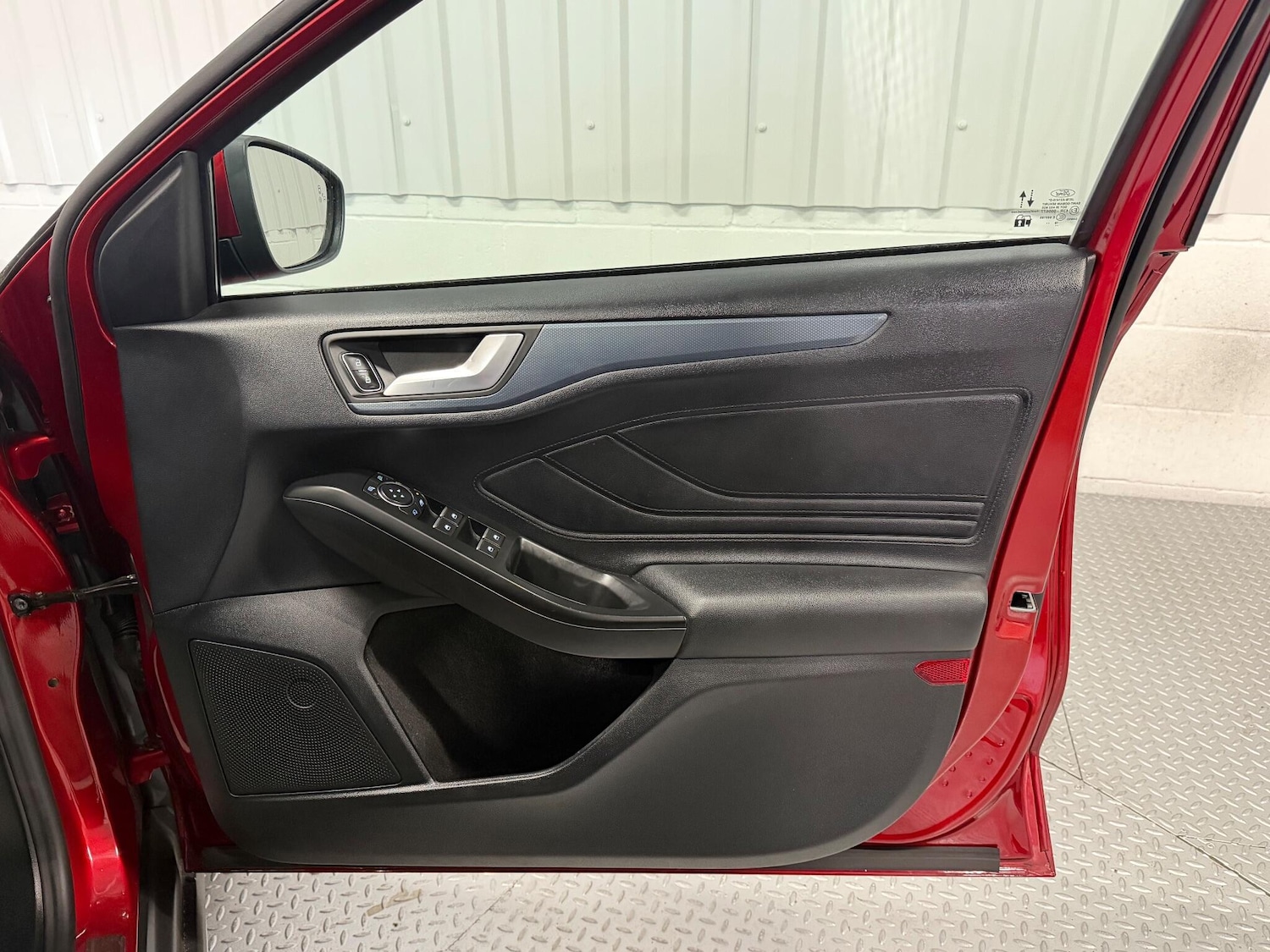 Used Ford Focus 2020 for sale - 76398277: Photo 16