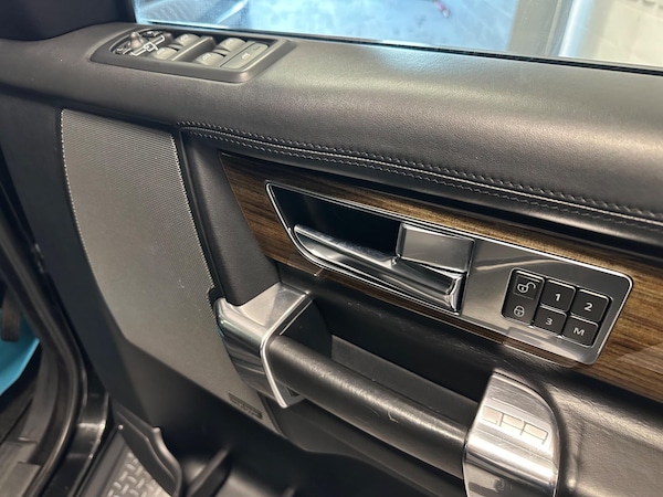 Used Land Rover Discovery 4 2012 for sale - 76283693: Photo 16