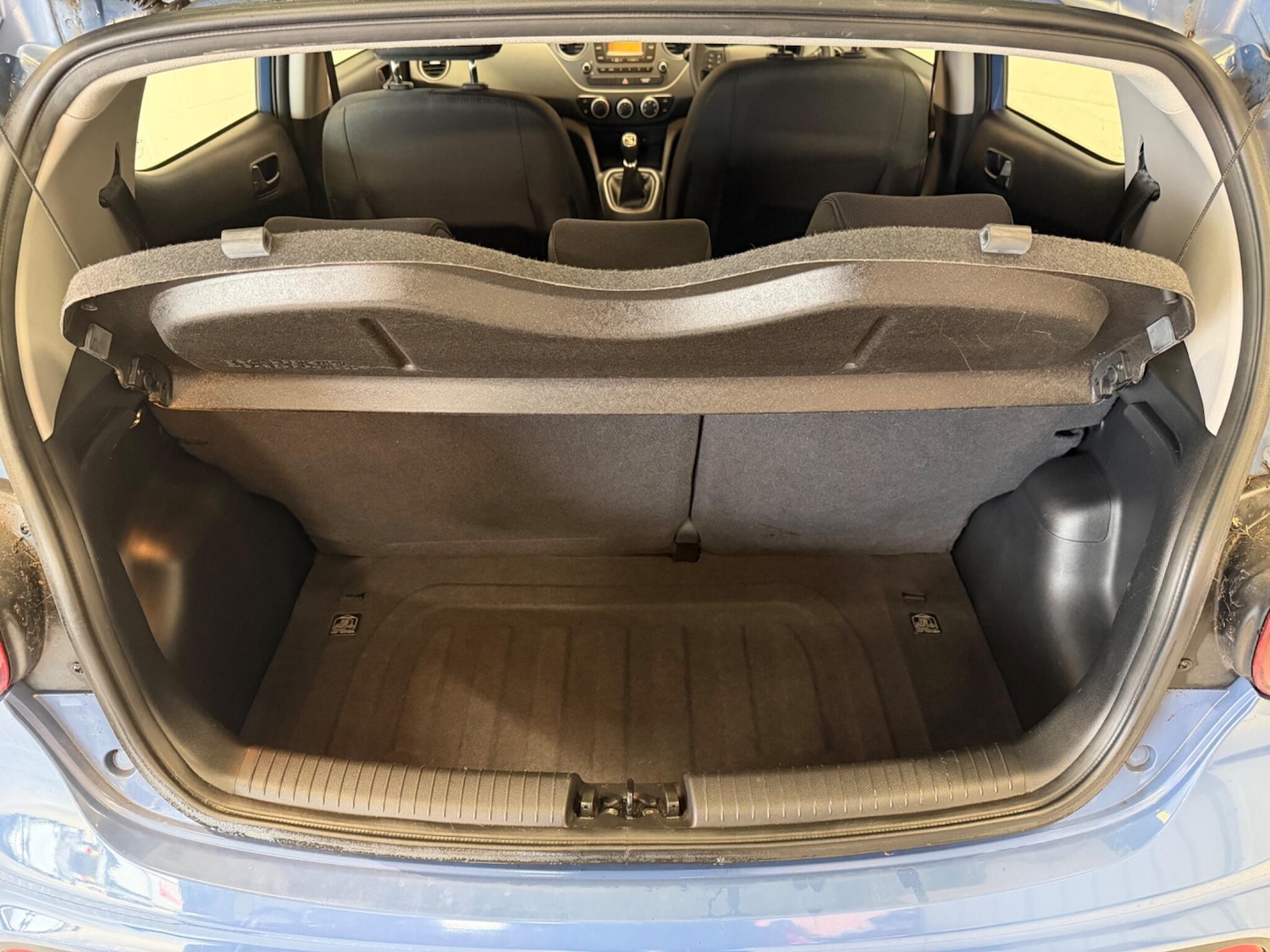 Used Hyundai i10 2017 for sale - 77993541: Photo 12