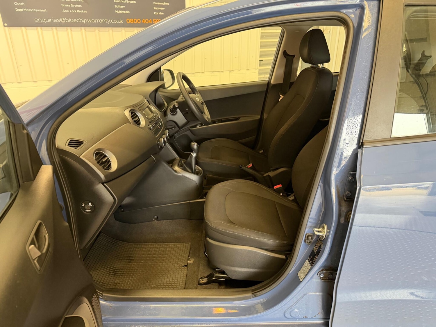 Used Hyundai i10 2017 for sale - 77993541: Photo 15