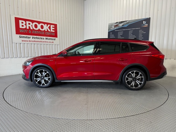 Used Ford Focus 2020 for sale - 76269654: Photo 10