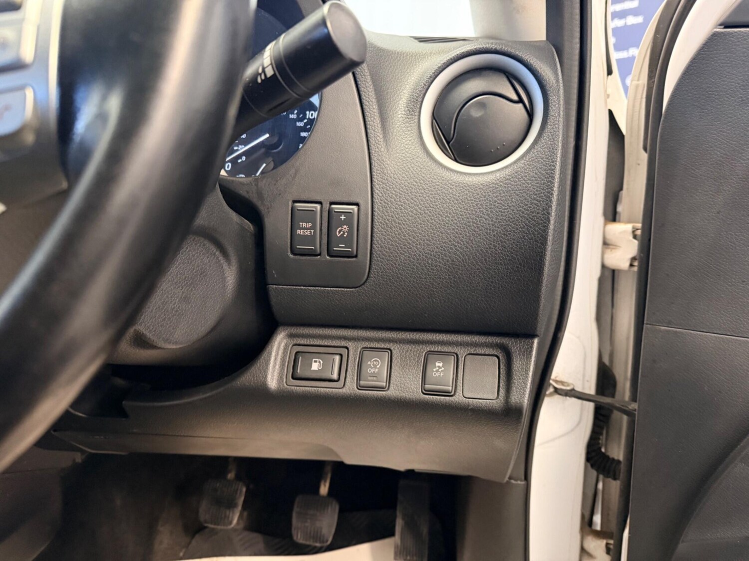 Used Nissan Navara for sale - 77753373: Photo 23