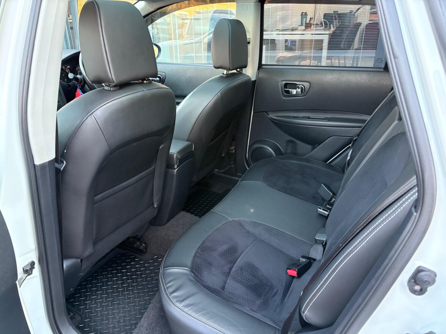 Used Nissan Qashqai for sale - 76780723: Photo 27