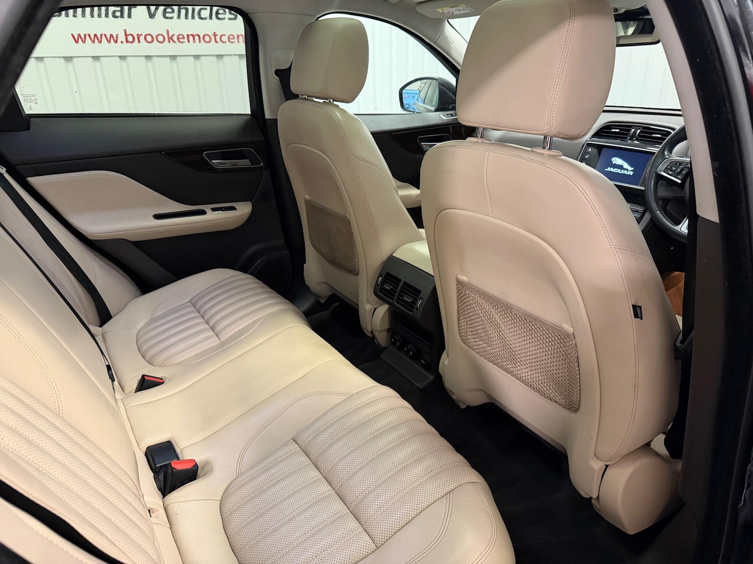 Used Jaguar F-Pace 2017 for sale - 76608222: Photo 14