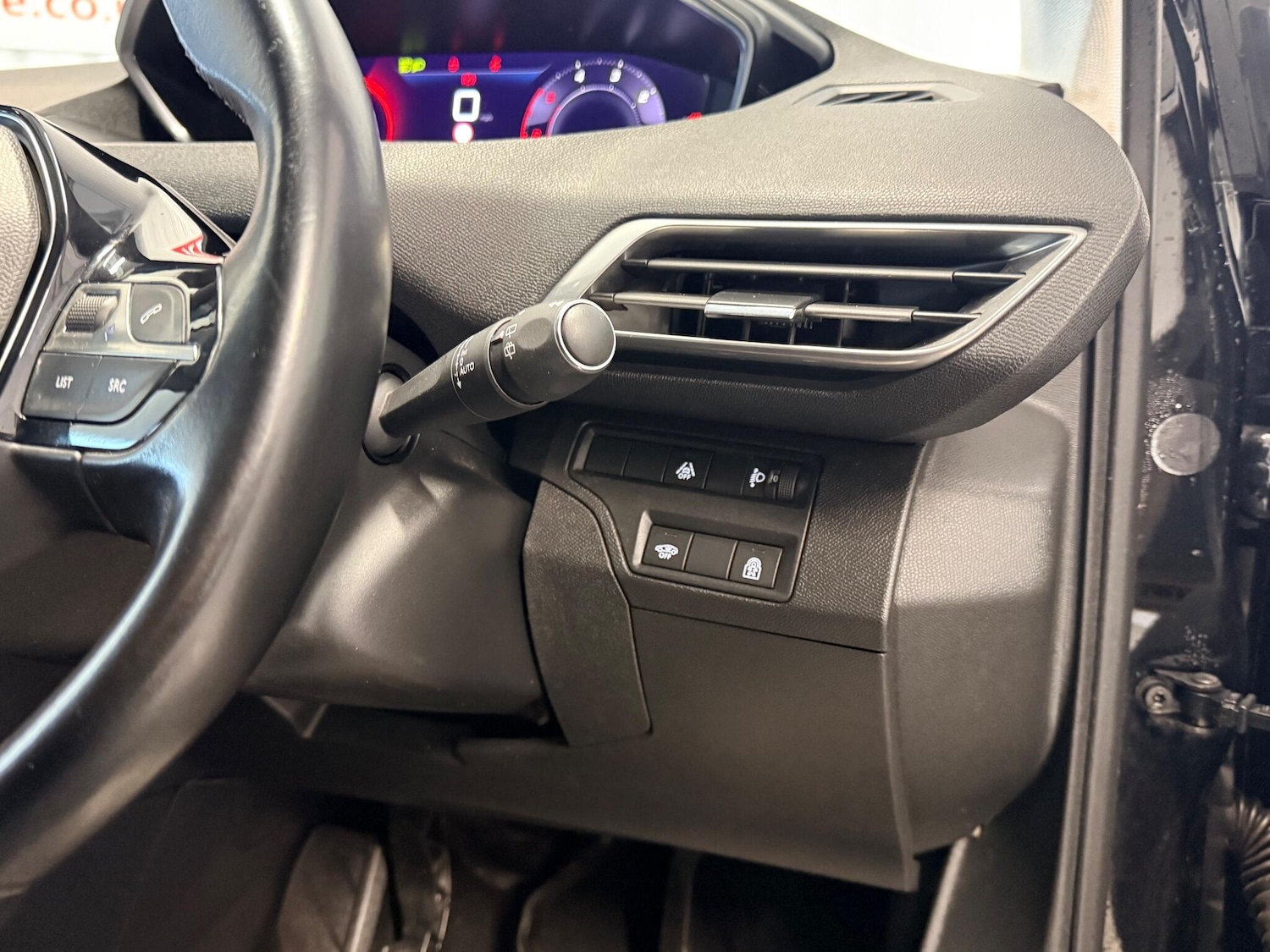 Used Peugeot 5008 2021 for sale - 77074476: Photo 24