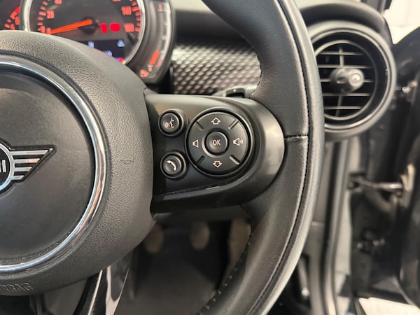 Used MINI Hatch 2018 for sale - 76246903: Photo 25