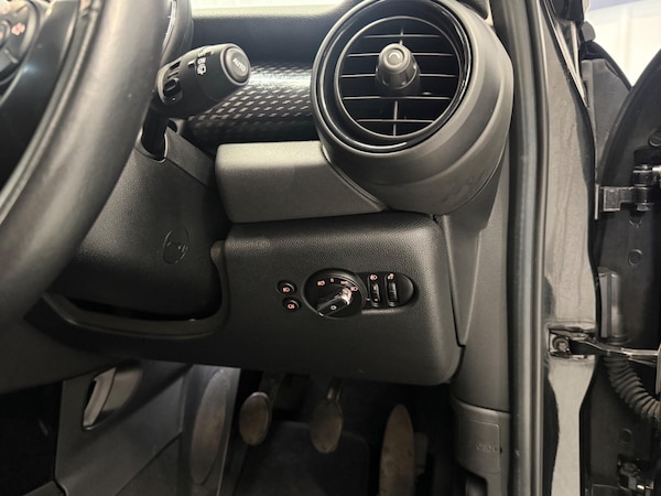 Used MINI Hatch 2018 for sale - 76246903: Photo 29