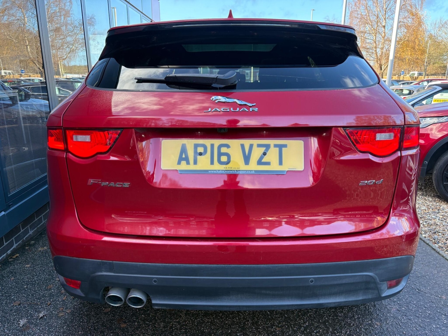 Used Jaguar F-Pace 2016 for sale - 76898366: Photo 5