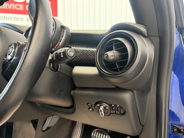 Used MINI Hatch 2018 for sale - 75279567: Photo 24