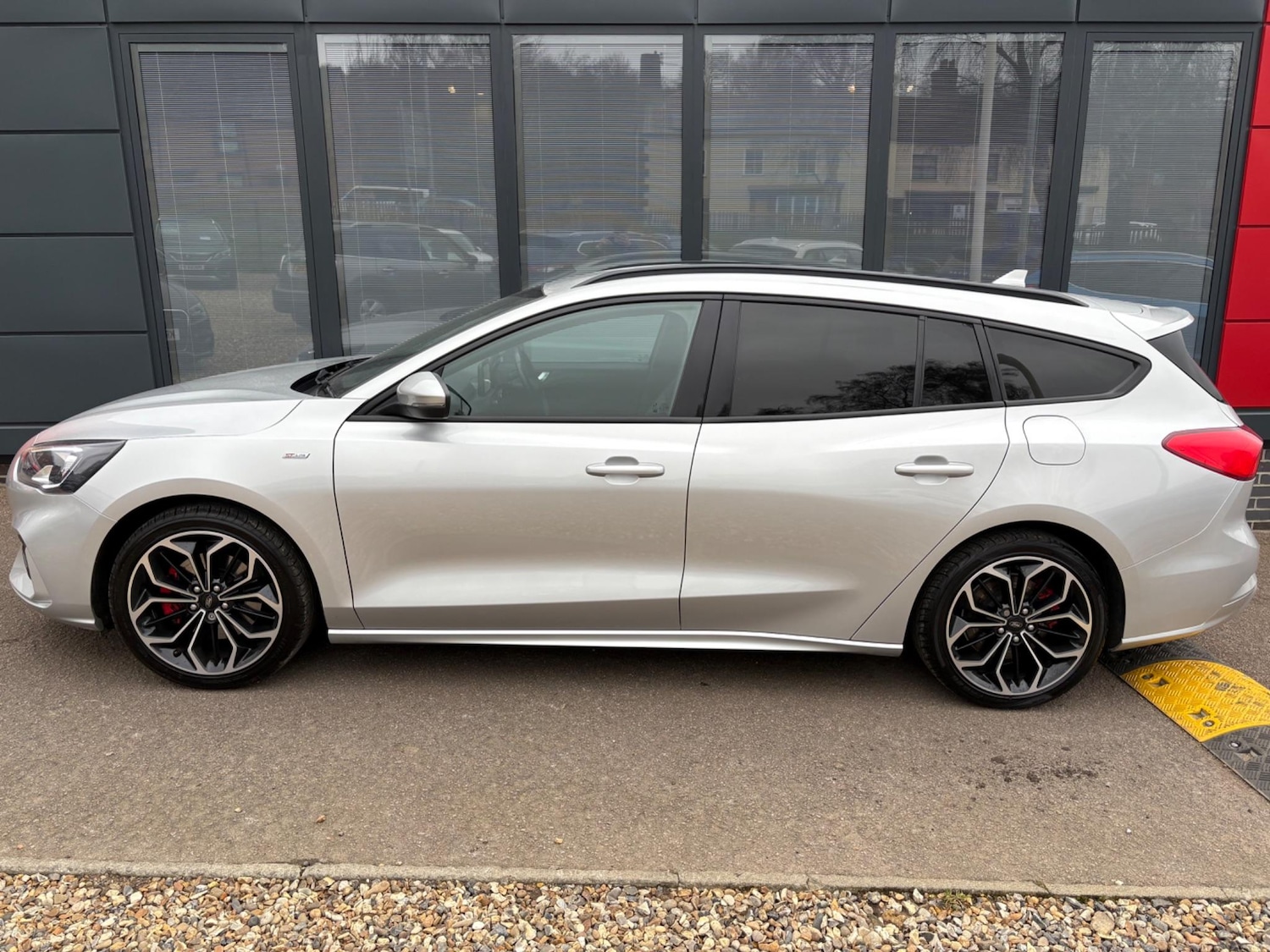 Used Ford Focus 2020 for sale - 76377317: Photo 10