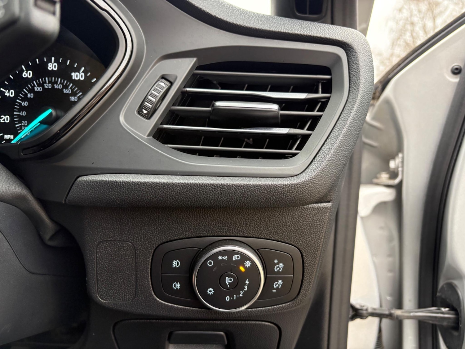 Used Ford Focus 2020 for sale - 76377317: Photo 17