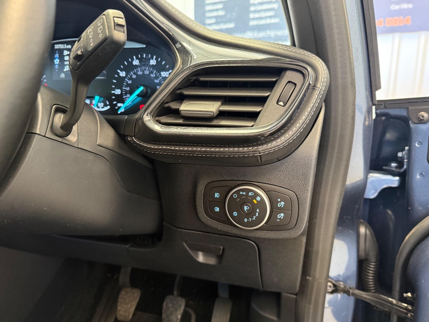 Vehicle 28
