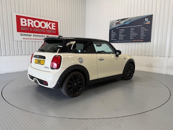 Used MINI Hatch 2018 for sale - 78933951: Photo