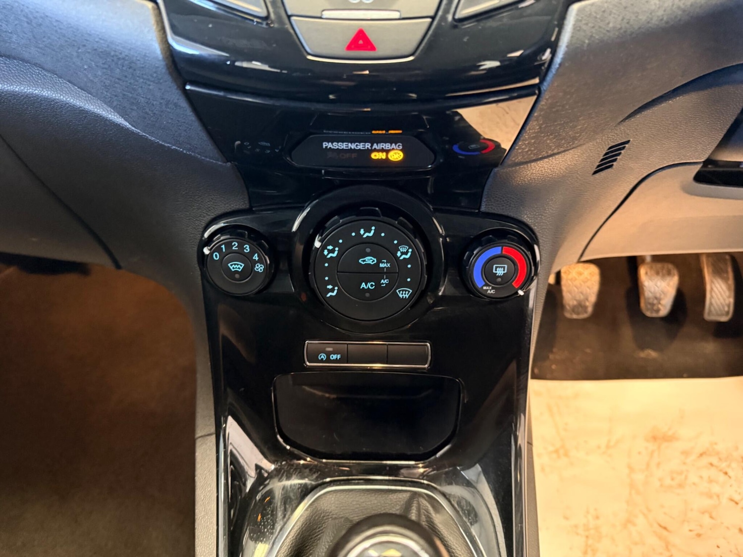 Used Ford Fiesta for sale - 77784803: Photo 25