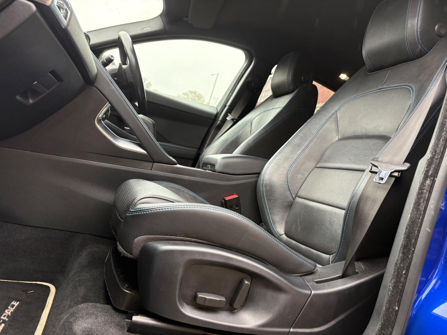 Used Jaguar E-Pace 2019 for sale - 76409172: Photo 26