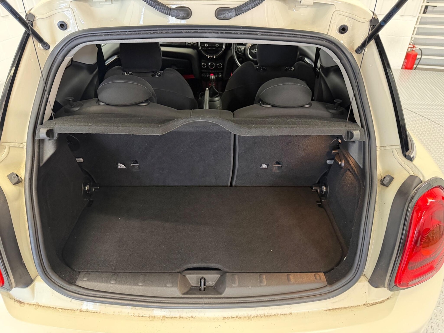 Used MINI Hatch 2017 for sale - 77993958: Photo 12