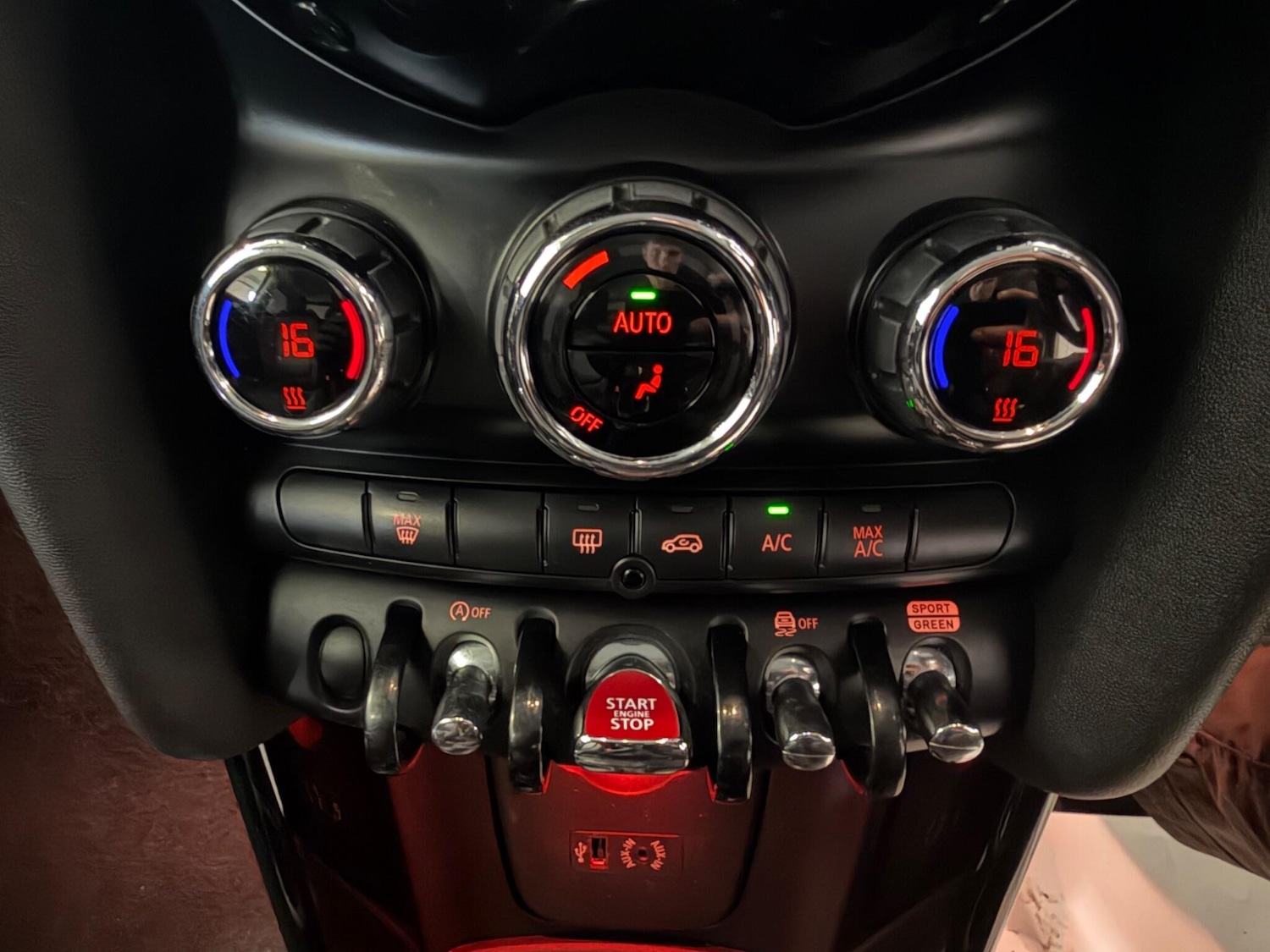 Used MINI Hatch 2017 for sale - 77993958: Photo 24