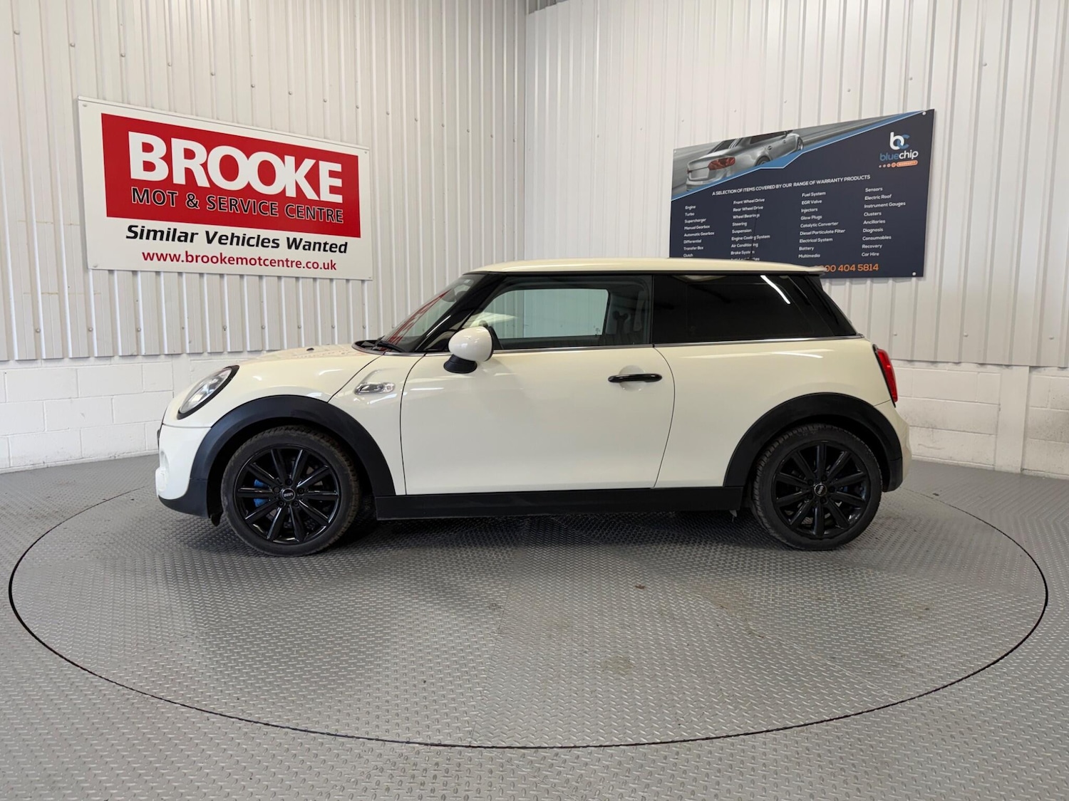 Used MINI Hatch 2017 for sale - 77993958: Photo 8