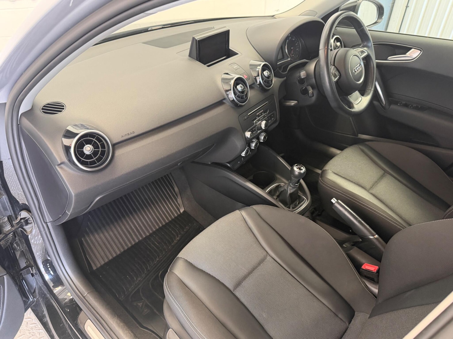 Used Audi A1 2016 for sale - 77853400: Photo 16