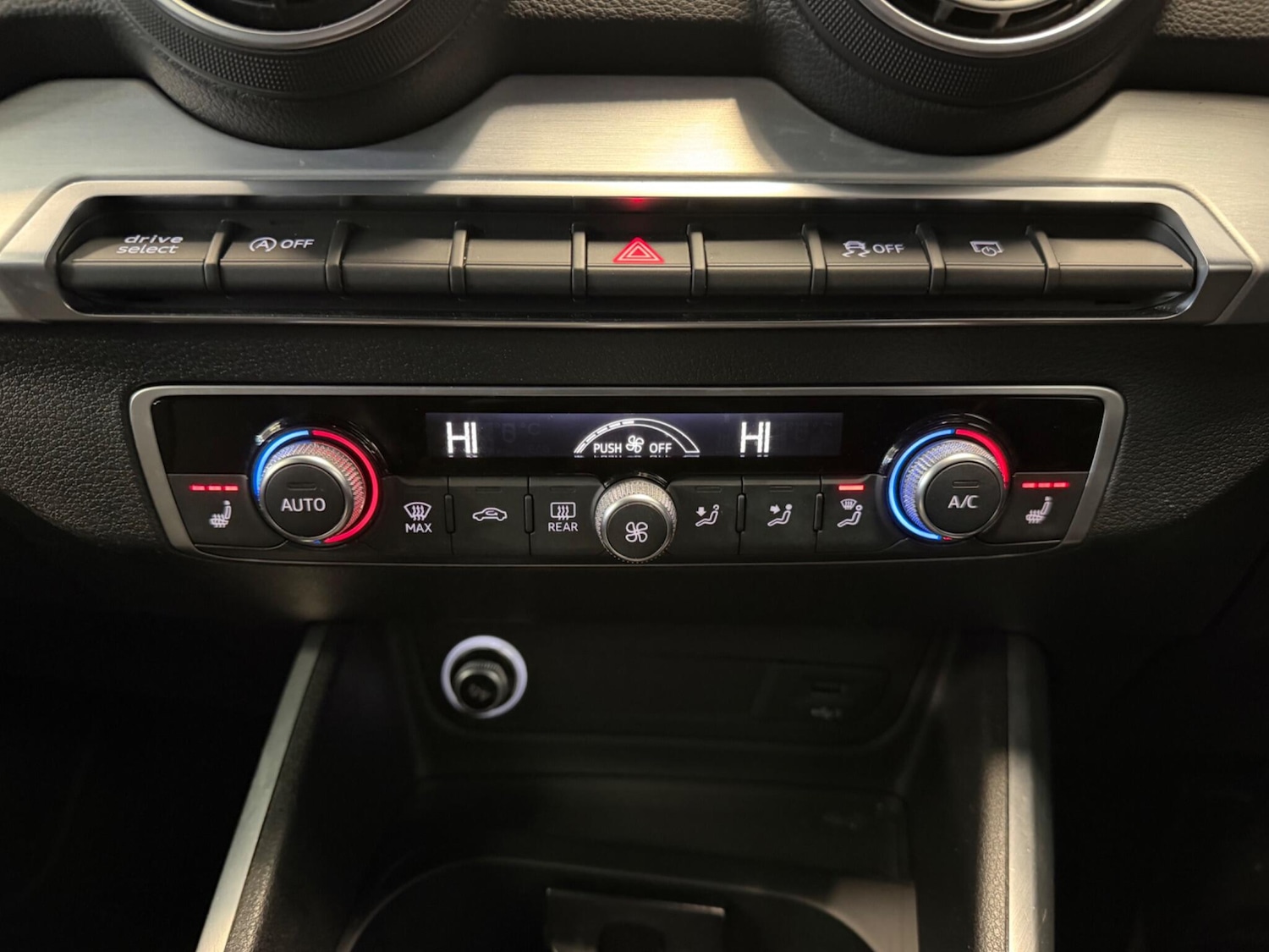 Used Audi Q2 2017 for sale - 77587183: Photo 26