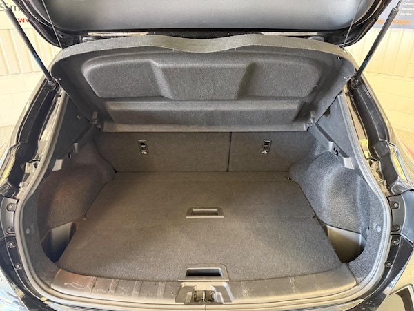 Used Nissan Qashqai 2017 for sale - 76283361: Photo 17