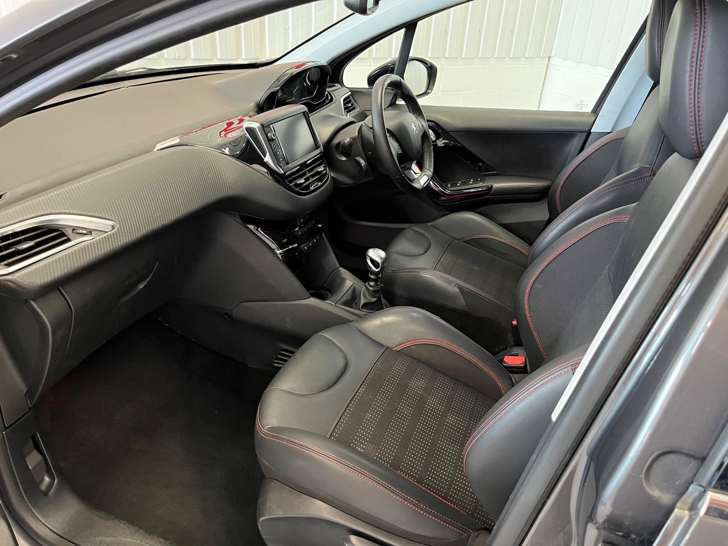 Used Peugeot 208 2019 for sale - 76473324: Photo 13