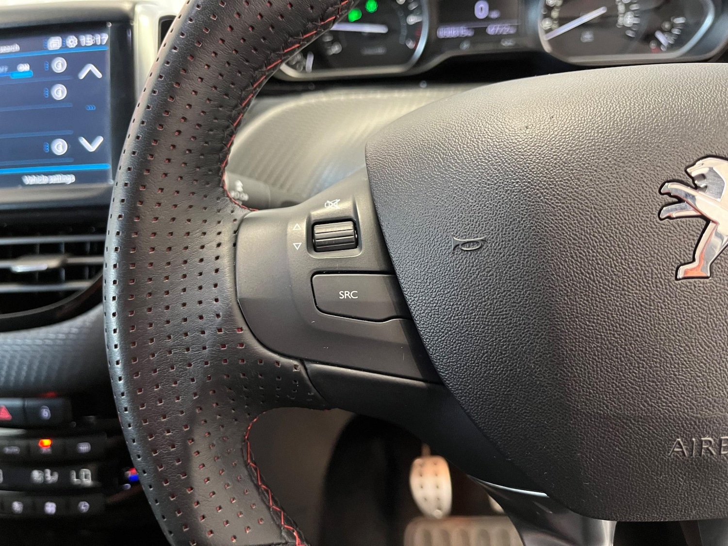 Used Peugeot 208 2019 for sale - 76473324: Photo 21